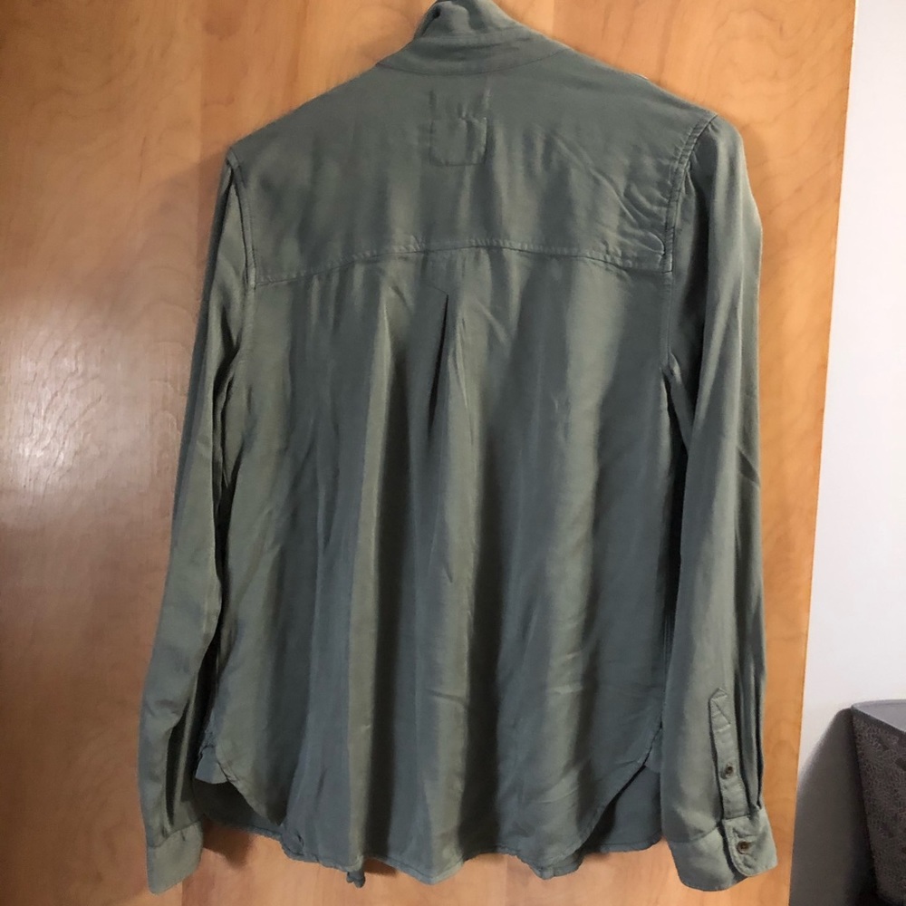 American eagle button up - Picture 2 of 3